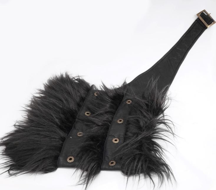 Berserker Mantel mit Schulterfell veganes Leder von Devil Fashion
